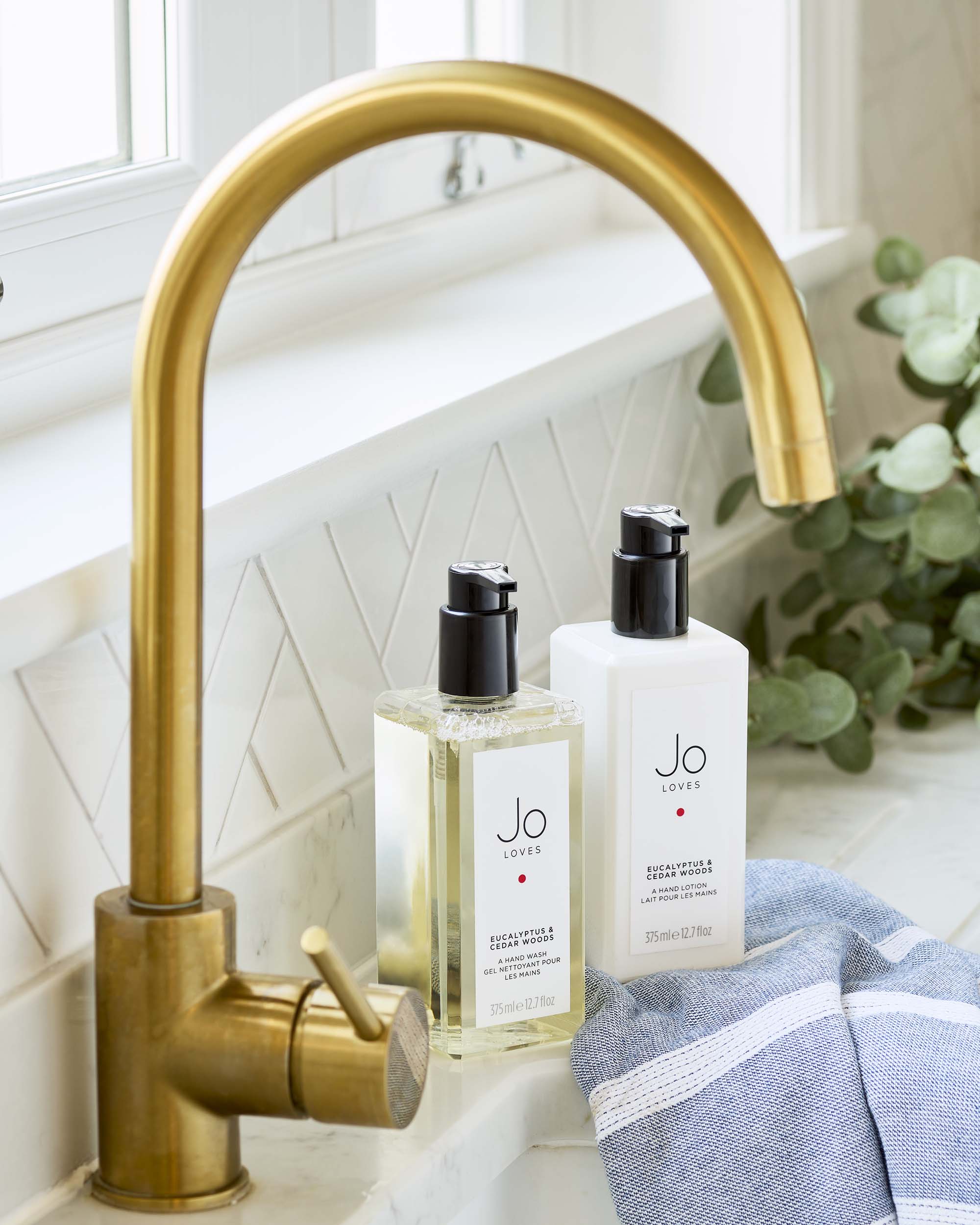 Eucalyptus & Cedar Woods Hand Wash (375ml)